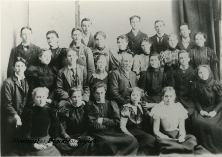 1898 group photograph of graduating teachers at Alexander Muir School